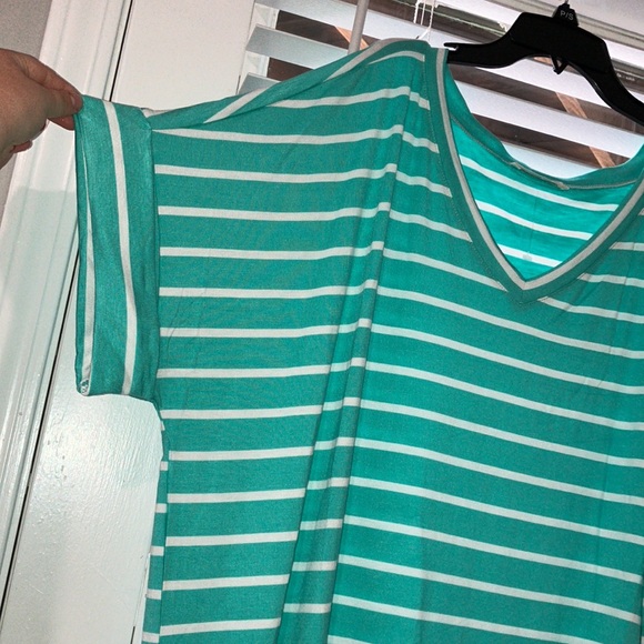 Striped Tunic Top - Picture 2 of 8